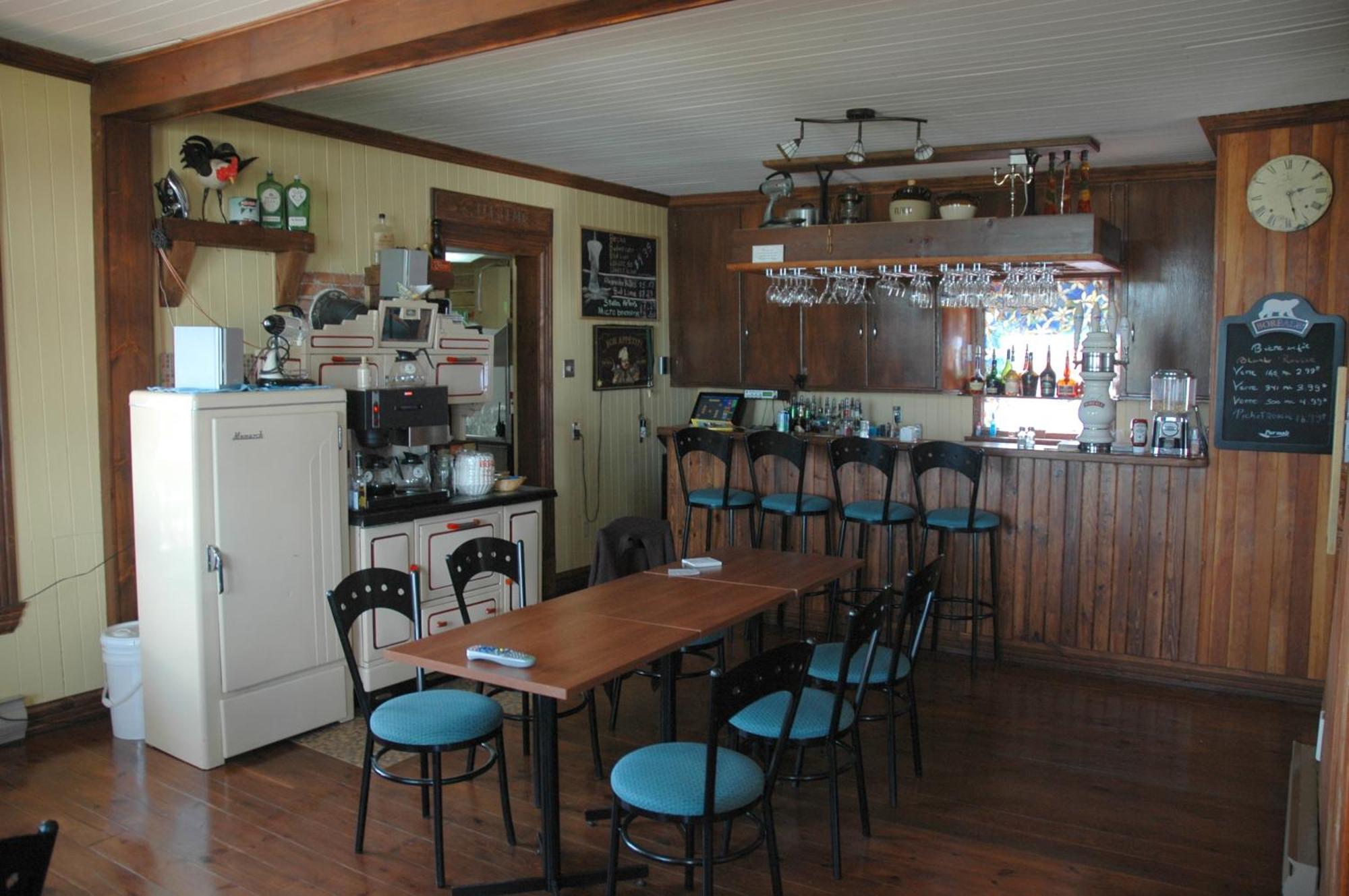 Auberge Le Four à Pain Petite-Riviere-Saint-Francois Extérieur photo