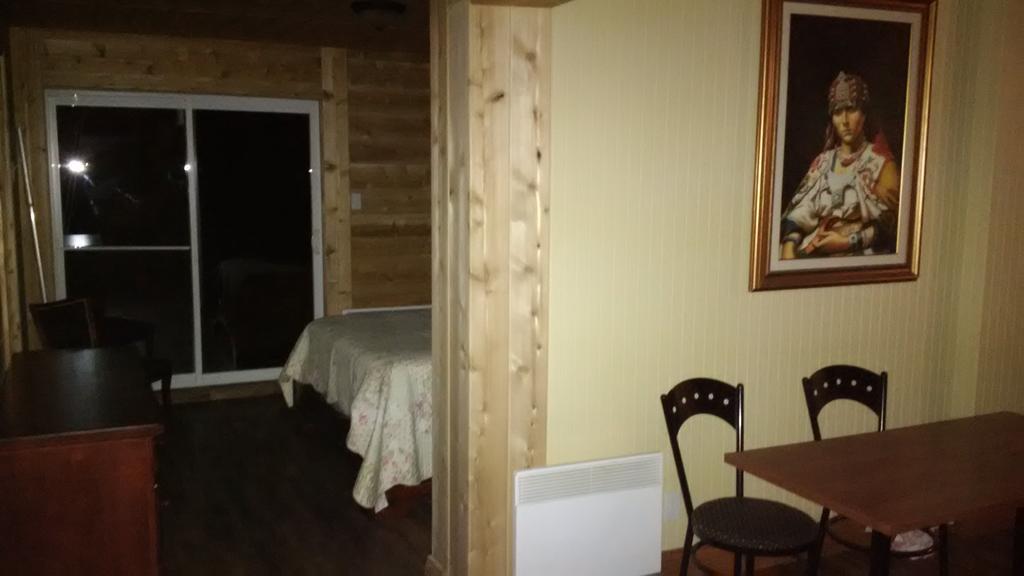 Auberge Le Four à Pain Petite-Riviere-Saint-Francois Extérieur photo