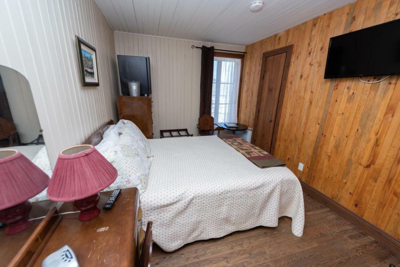 Auberge Le Four à Pain Petite-Riviere-Saint-Francois Extérieur photo