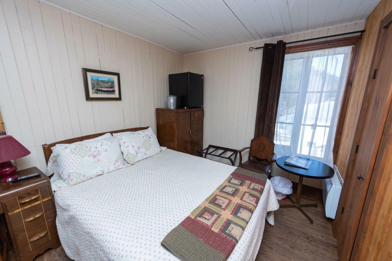 Auberge Le Four à Pain Petite-Riviere-Saint-Francois Extérieur photo
