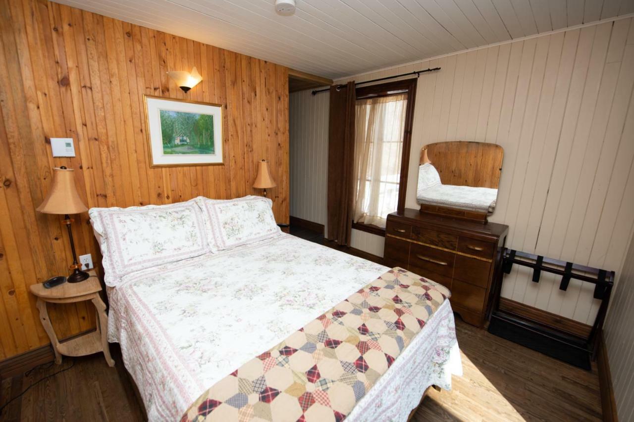 Auberge Le Four à Pain Petite-Riviere-Saint-Francois Extérieur photo