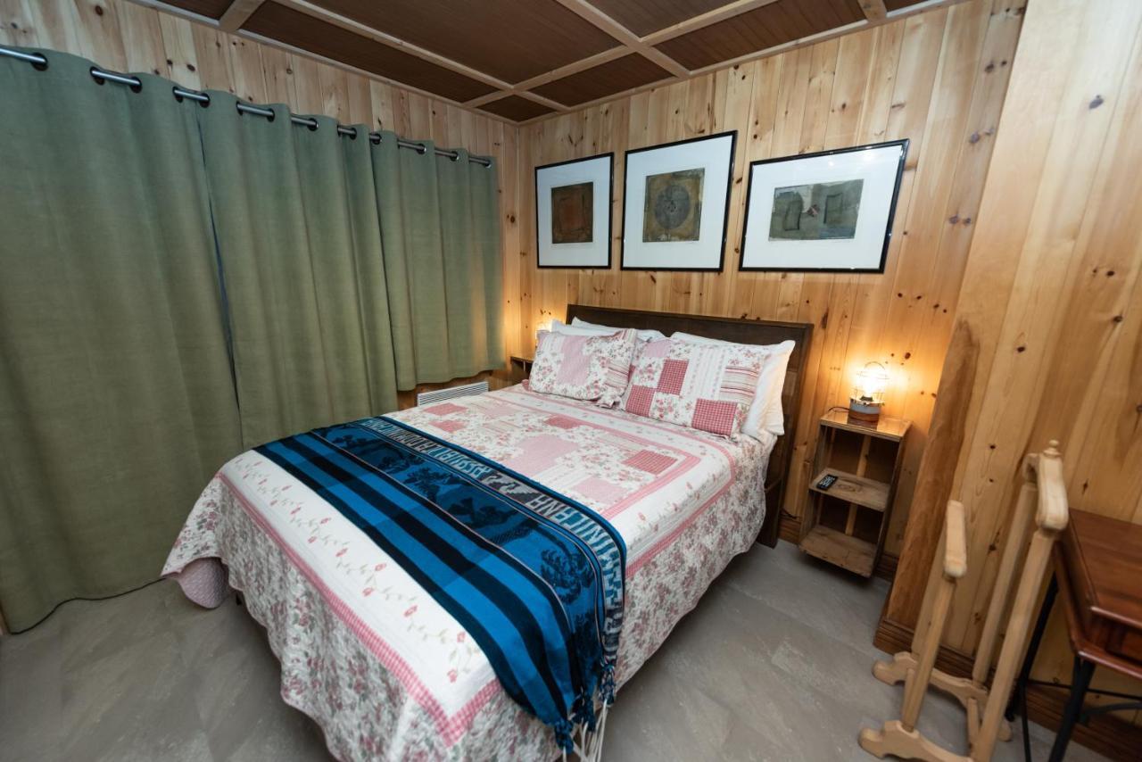 Auberge Le Four à Pain Petite-Riviere-Saint-Francois Extérieur photo